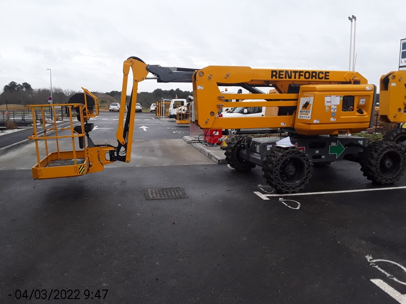 Nacelle automotrice articulée 16m – 3086