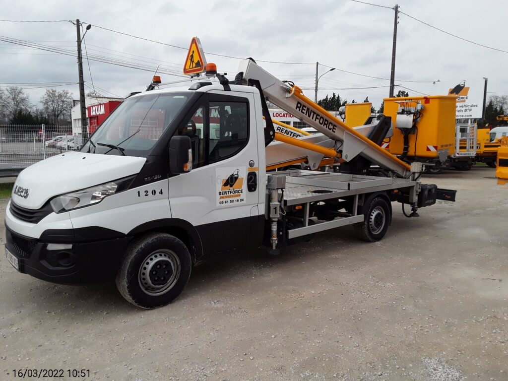 Nacelle articulée 20m – 1204
