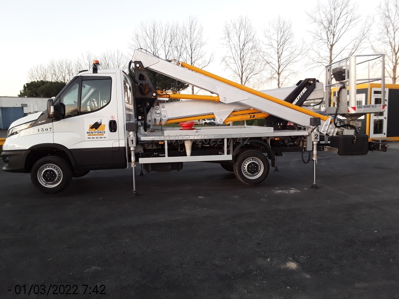 Nacelle articulée 25m VL – 1307